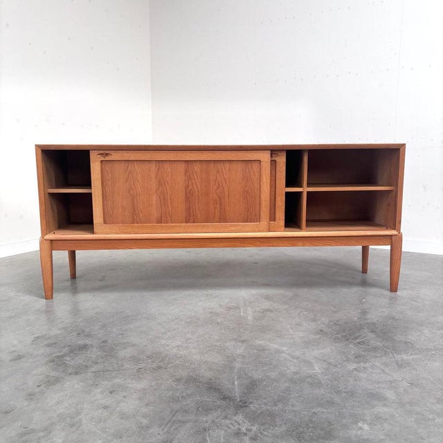 Mid-Century Modern Oak Sideboard by Bramin, 1960s For Sale - Image 4 of 17