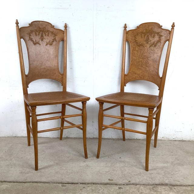 Traditional Antique Ribbon & Garland Caned Seat Side Chairs – Pair For Sale - Image 3 of 18