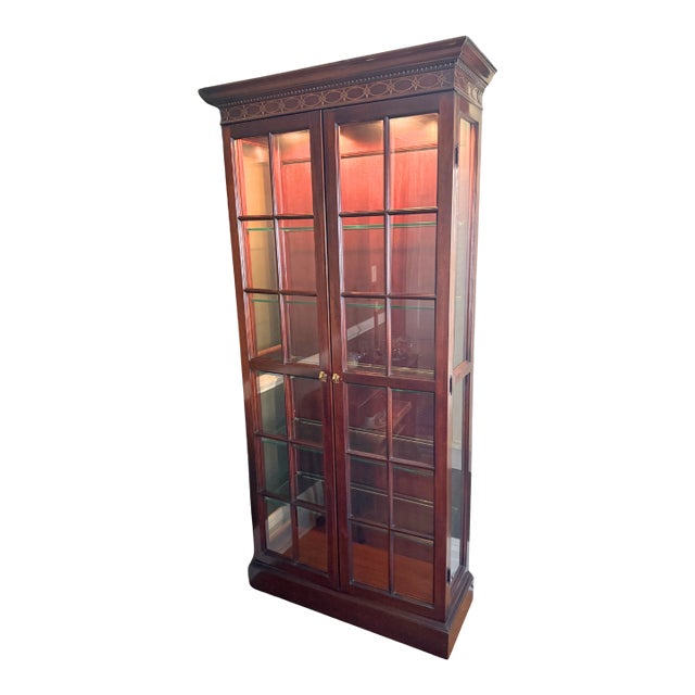 Vintage Lighted Mahogany Curio Cabinet, Attributed to Hickory Chair For Sale