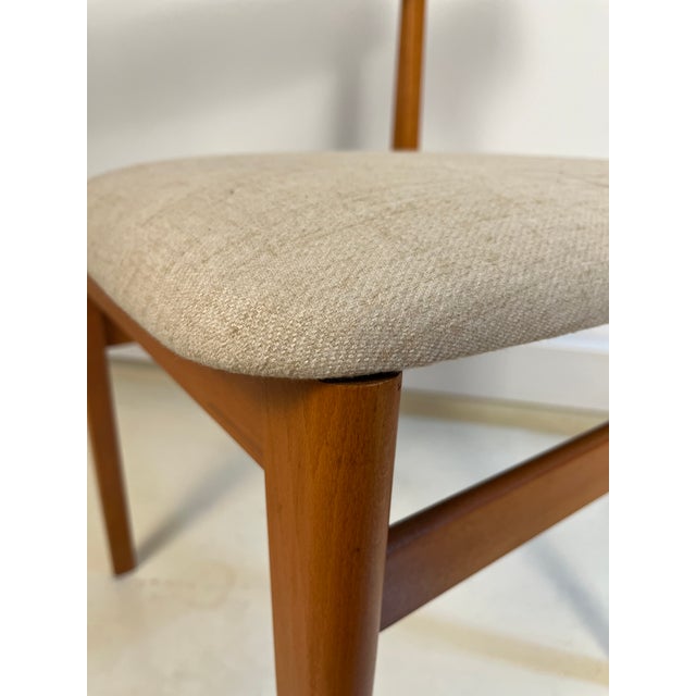 Danish Dining Chairs, Set of 6 For Sale - Image 5 of 7