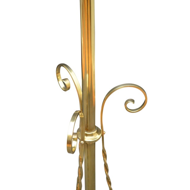 Arts and Crafts English Brass Height Adjustable Floor Lamp, 1900 For Sale - Image 4 of 13