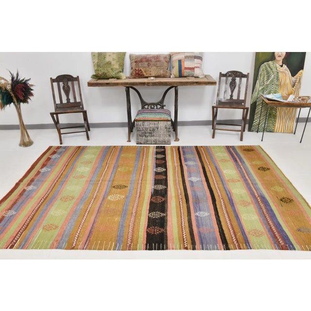 Vintage Turkish Kilim Rug For Sale - Image 4 of 12