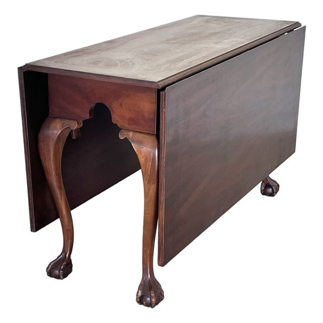 Late 20th Century Queen Ann, Drop Leaf Table in Solid Mahogany Wood by Banks Coldstone Co. For Sale