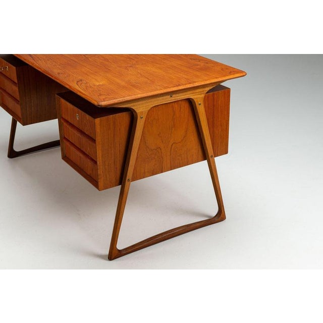 Svend Age Madsen Freestanding Desk in Teak from H.P. Hansen, Denmark, 1960s For Sale - Image 15 of 16