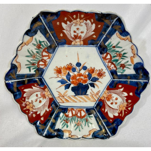 Antique Hexagonal Imari Plate Hand Decorated With Vibrant Floral Patterns - Circa 1900 For Sale - Image 11 of 11