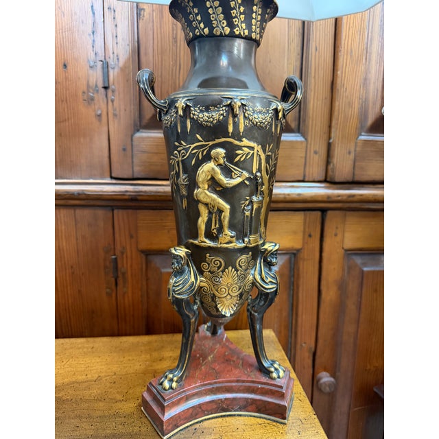 French 19th-Century Neo-Grec Parcel-Gilt Bronze Amphora Lamps by Ferdinand Barbedienne - a Pair For Sale - Image 3 of 7