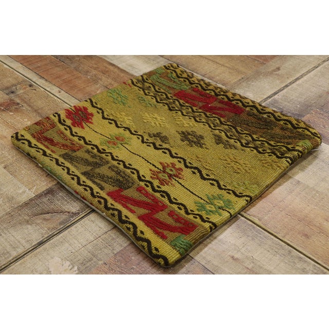 Vintage Turkish Kilim Rug Tribal Pillow Cover - 01'05 X 01'06. For Sale In Dallas - Image 6 of 8