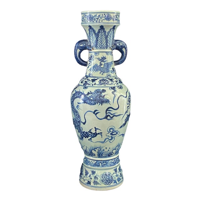 Chinoiserie Yuan Dynasty Style Temple Dragon Vase For Sale