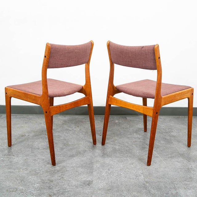 Mid Century Danish Modern Dining Chairs Set of 4 Denmark Pink Fabric Oak Vintage For Sale In Sacramento - Image 6 of 11