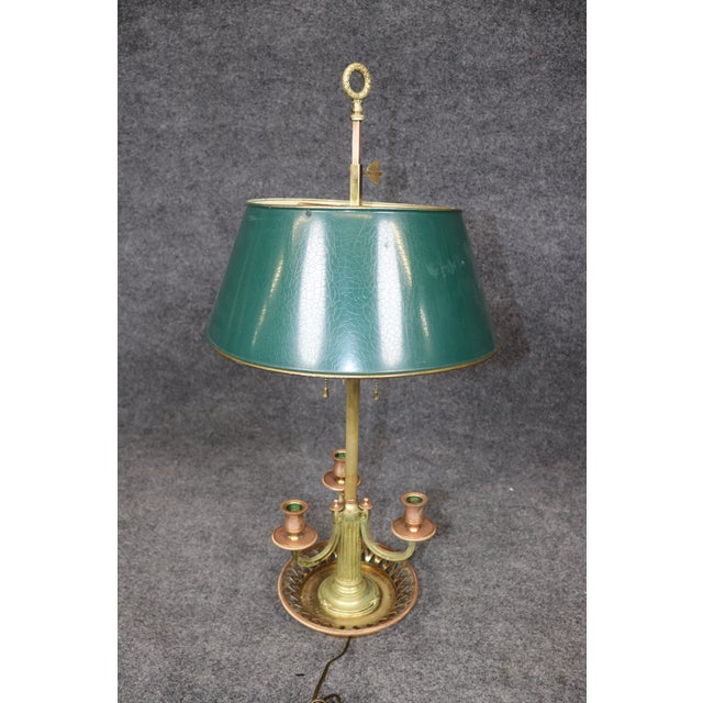 1950s 1950s French Directoire Louis XVI Style Gilt Metal & Tole Bouillotte Lamp For Sale - Image 5 of 14