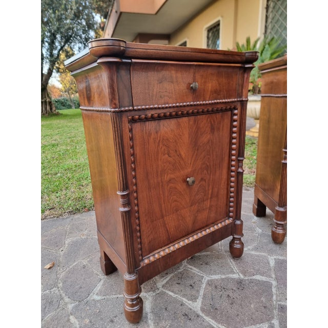 19th Century Lombardy Walnut Nightstands, 1850s, Set of 2 For Sale - Image 6 of 10