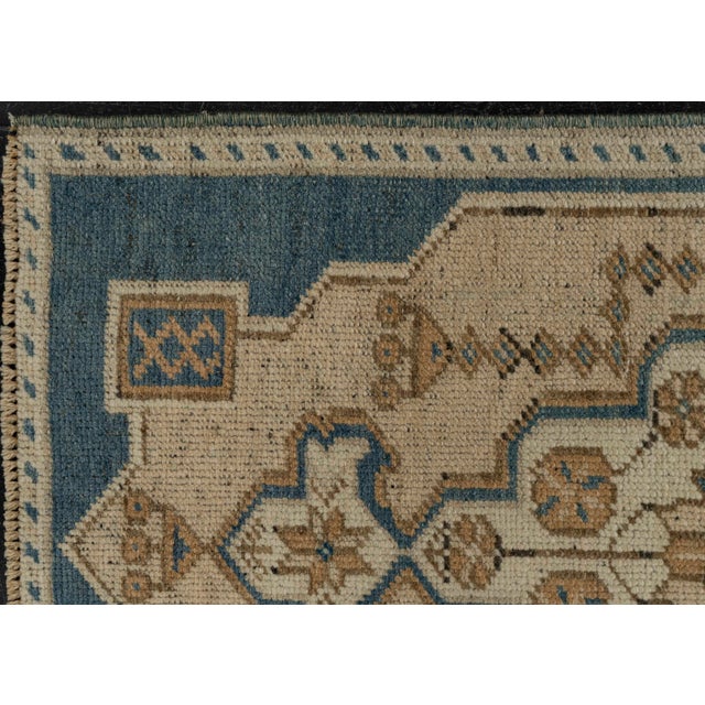 Early 21st Century Turkish Mini Rug Oriental Hand Knotted Vintage Rug 1'6" x 2'7" #21223 For Sale - Image 5 of 8