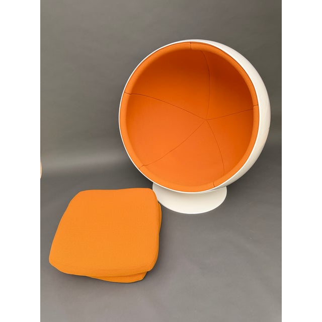Ball Chair in White and Orange by Eero Aarnio for Asko, Finland, 1960s For Sale - Image 17 of 18