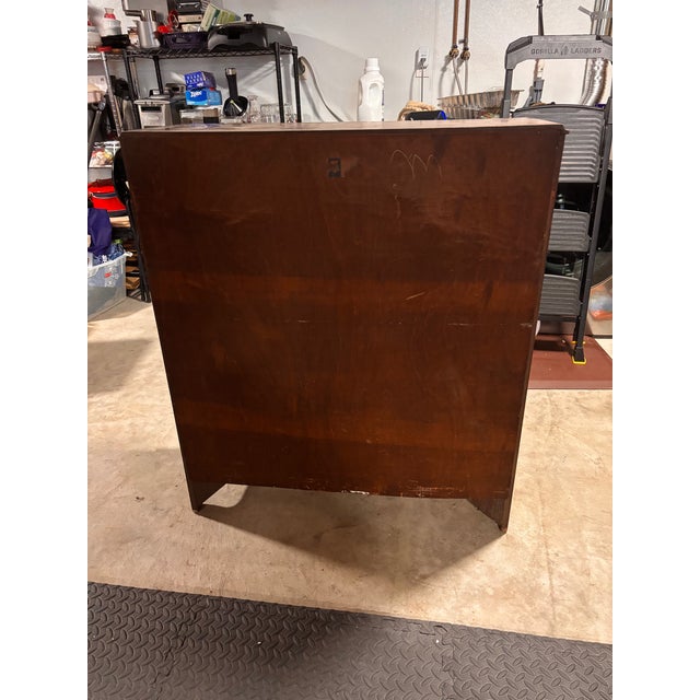 Traditional 1940's Maddox Furniture Mahogany Two Door Bookcase/Cabinet For Sale - Image 3 of 10