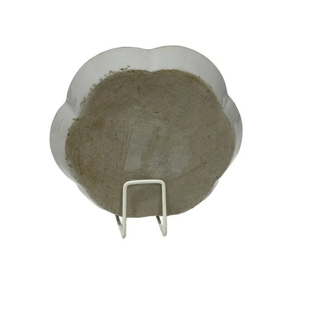 18th Century Chinese Porcelain Pattipan Tea Stand For Sale - Image 4 of 10