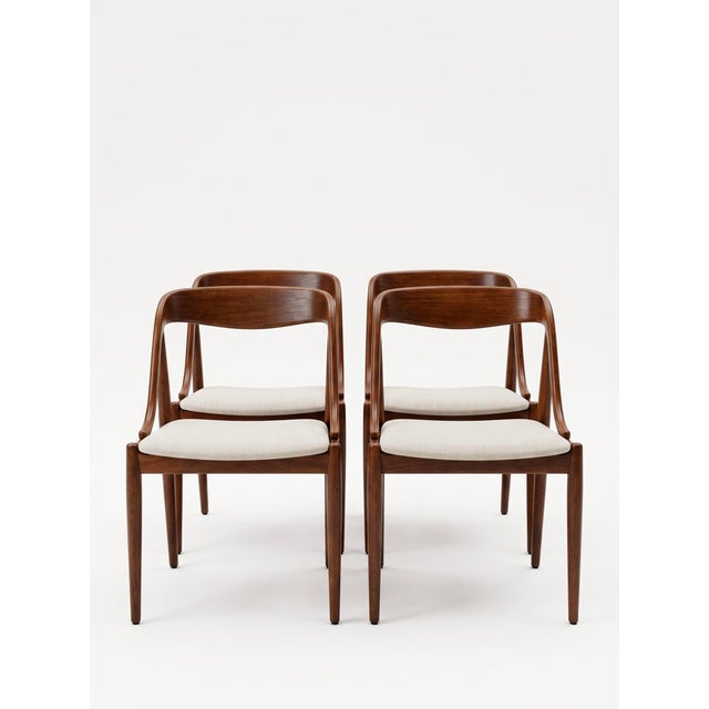 Uldum Møbelfabrik Vintage Scandinavian Chairs by Johannes Andersen for Uldum Møbelfabrik, 1960, Set of 4 For Sale - Image 4 of 6