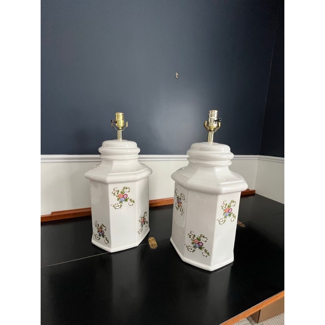 Pair of Monumental Delft Style Porcelain Tea Caddy Lamps For Sale - Image 4 of 11