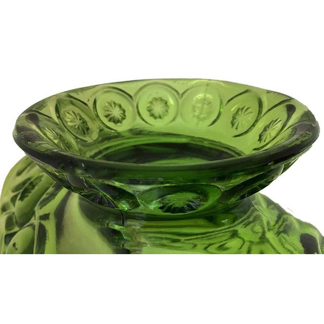 Mid-Century Modern Mid Century L. E. Smith Moon & Stars Footed Banana Boat Fruit Stand Bowl For Sale - Image 3 of 3