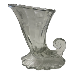 Vintage Heisey Cornucopia Vase
