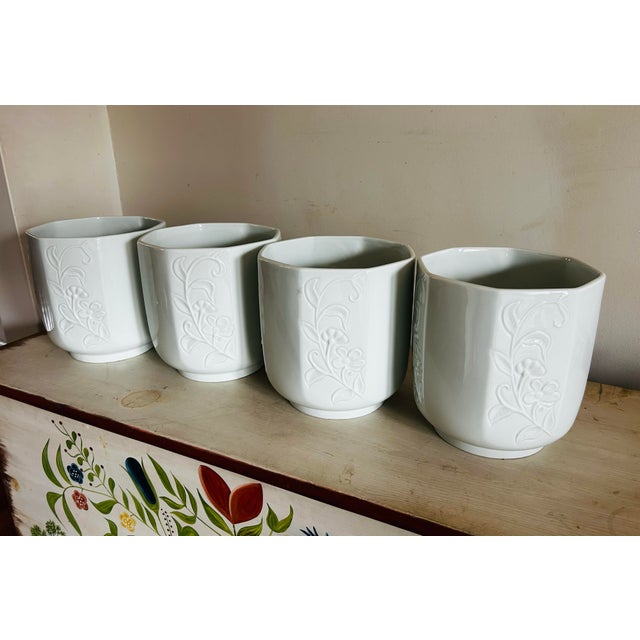 Limoges, France Set of Four Limoges Glazed White Pottery Octagonal Planters With Floral Motif ~ Made in France For Sale - Image 4 of 10