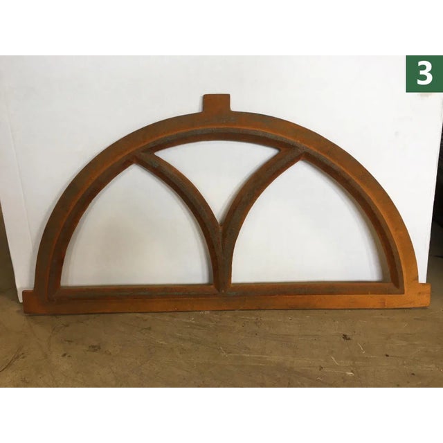 Half-Round Cast Iron Farmhouse, in Flawless conditions. Designed from 2000