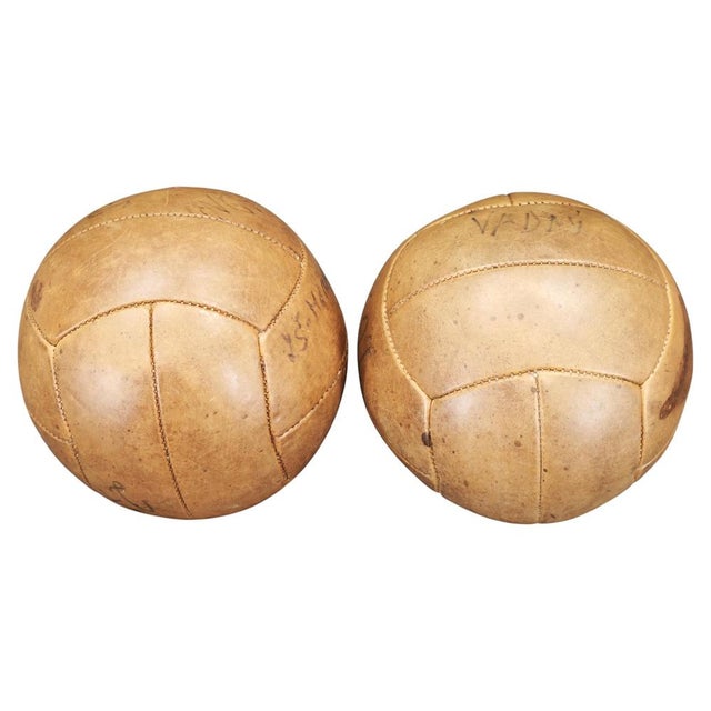 Vintage Leather Medicine Balls, Czechoslovakia 1950s, Set of 2 For Sale - Image 9 of 9