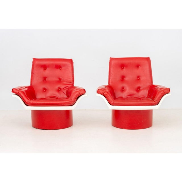 Plastic Morris Futorian "Space Age" Lounge Chairs, Pair For Sale - Image 7 of 12