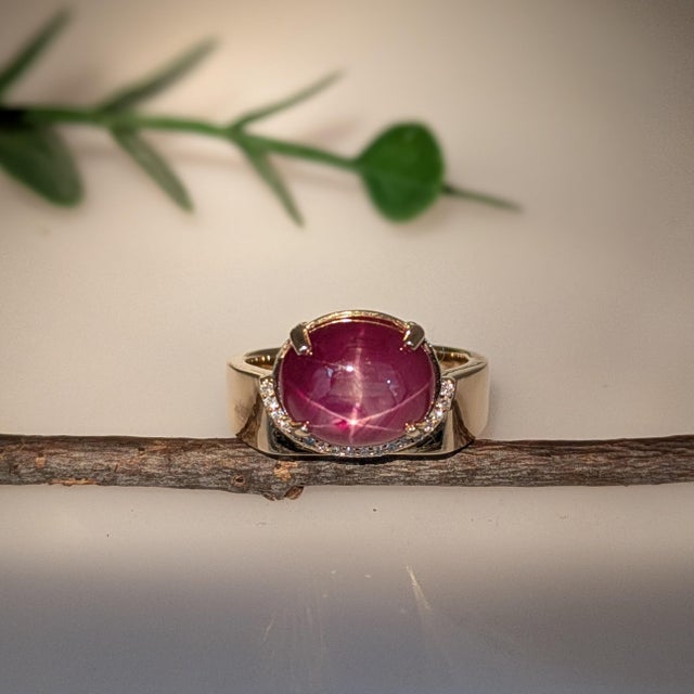 Art Deco 7.3ct Star Ruby Ring W Natural Diamond Accents in Solid 14k Gold | Ov 10.5x9.6mm, Size 6.75 For Sale - Image 3 of 10