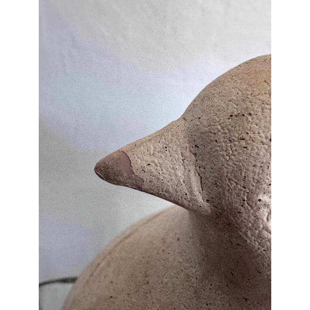 1980s Austin Productions 1981 Ceramic Dove Sculpture — Mid-Century Modern Cast Bird Figure With Incised Feather Detail For Sale - Image 5 of 11