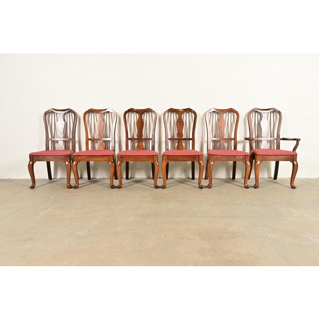 Queen Anne Baker Furniture Style Queen Anne Solid Walnut Dining Chairs, Set of Six For Sale - Image 3 of 15