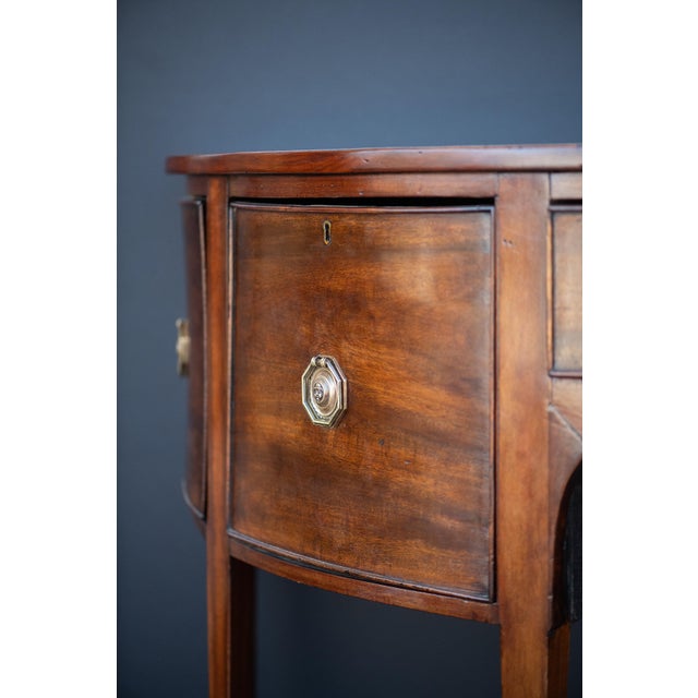 English Demilune Sideboard of Inlaid Mahogany From the Regency Period For Sale - Image 9 of 11