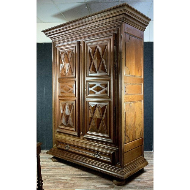Louis XIII Burgundian Cabinet with Diamond Points For Sale - Image 4 of 7