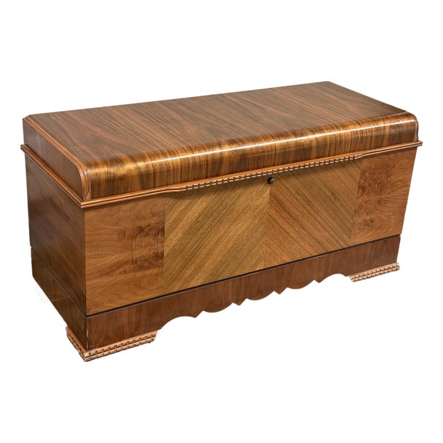 Lane Furniture Waterfall Cedar Chest, Vintage For Sale