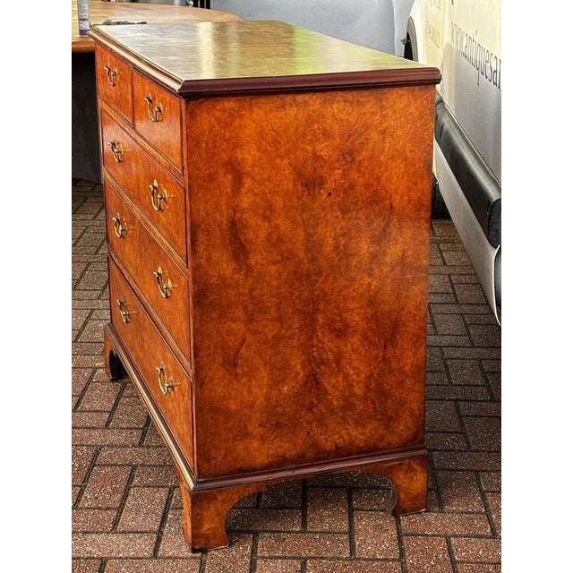 Georgian Walnut Chest of Drawers For Sale - Image 8 of 18