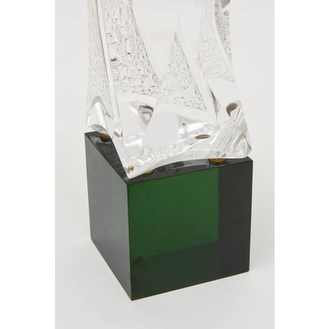 Vintage Pebbled Textured Tall Transparent Lucite Sculpture on Green Lucite Base For Sale - Image 4 of 12
