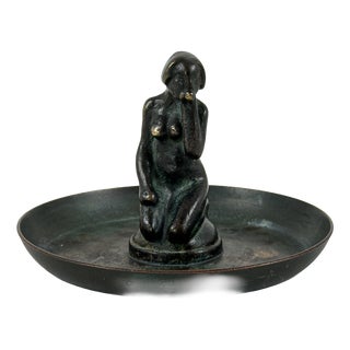 Art Deco Bronze Vide-Poche with Seated Female Figure, Scandinavia, 1930s For Sale