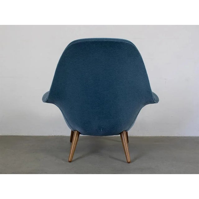 Blue Set of Swoon Lounge Chair and Ottoman by Space Copenhagen for Fredericia, 2021 For Sale - Image 8 of 14