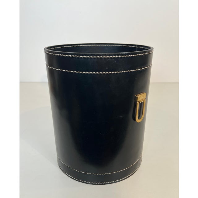 Metal 1970s Black leather and brass wastepaper basket in the style of Jacques Adnet For Sale - Image 7 of 12
