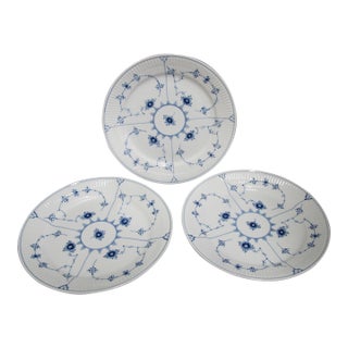 Royal Copenhagen Denmark 625 Plain Blue Fluted 9 7/8" Dinner Plate Set of 3 For Sale