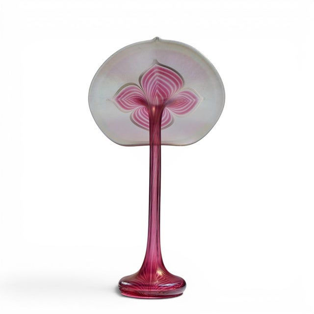 Stuart Abelman Signed Art Glass Iridescent Pulled Feather Jack-in-the-Pulpit Vase Sculpture For Sale In Chicago - Image 6 of 6