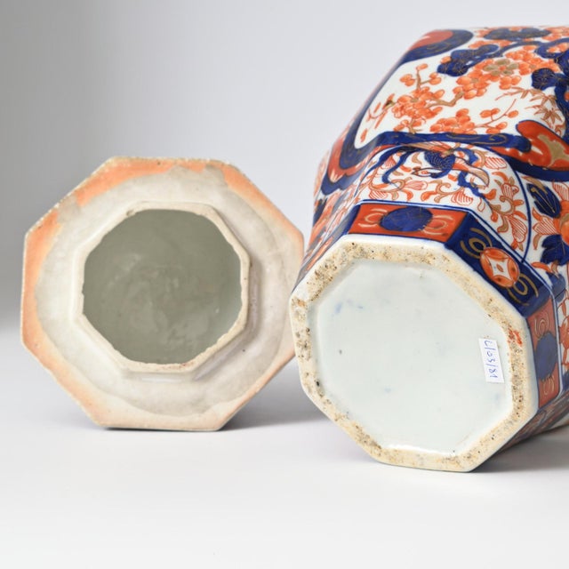 Blue Antique Japanese Imari Porcelain Lidded Vase, 1890s For Sale - Image 8 of 14