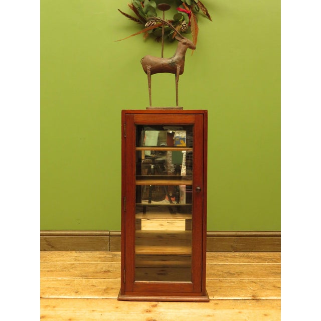 Small Antique Shop Display Cabinet with Mirrored Back, 1890s For Sale - Image 3 of 18