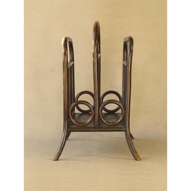 Early 20th Century Vienna Secession No. 33 Magazine Rack by Michael Thonet, 1904 For Sale - Image 5 of 14