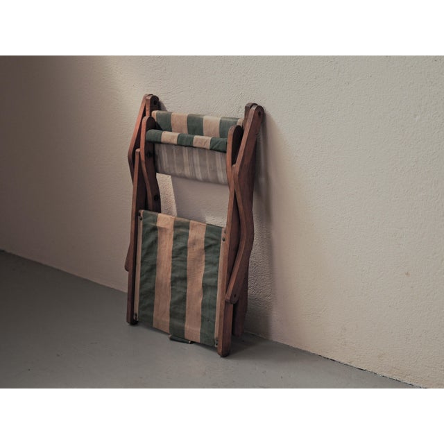 French Folding Campaign Chair in Wood and Striped Canvas, 1900s For Sale - Image 15 of 16