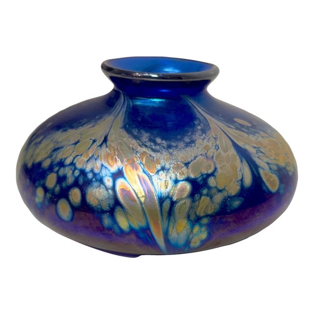 Vintage Hand Blown Kent Fiske Blue Iridescent Art Glass Splatter Vase Sculpture For Sale