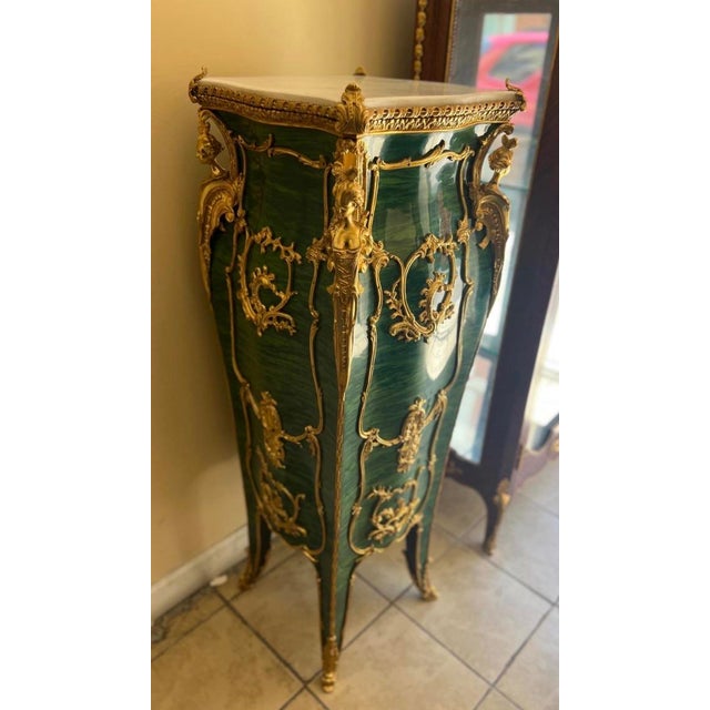 1960s Pair of Faux Malachite Pedestals For Sale - Image 5 of 8