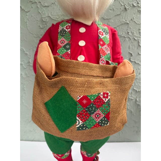 Traditional Late 20th Century Large Annalee Santa Claus Figure With Burlap Sack, 28” For Sale - Image 3 of 12