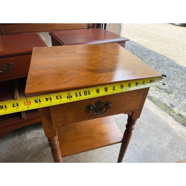 Vintage Ethan Allen Heirloom Nutmeg Maple Wood Side Table For Sale - Image 11 of 15