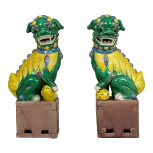 Pair of 1920s Chinese Porcelain Foo Dogs