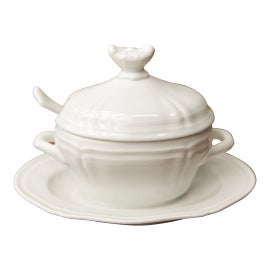 Example of Richard Ginori Serving Bowls